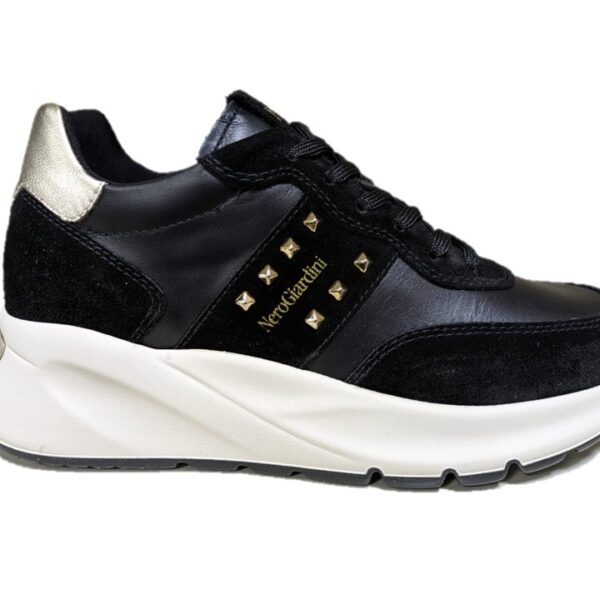 Scarpe basse sales nero giardini