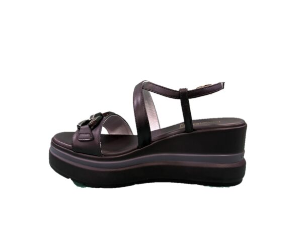 56 NeroGiardini Sandali da donna in pelle E615953D nero