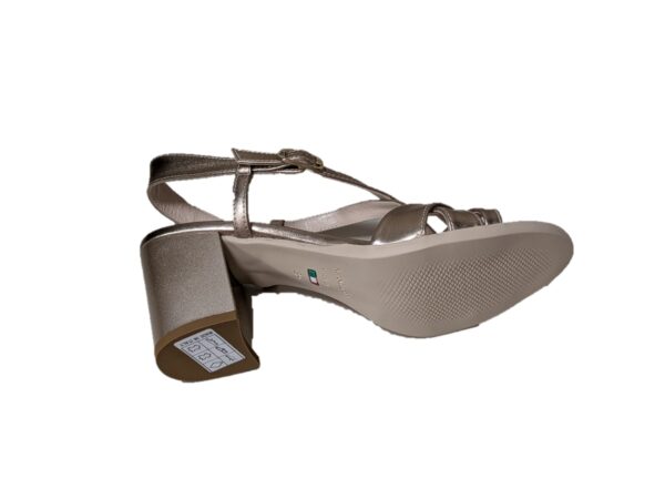 Nero Giardini sandali donna e615753d oro