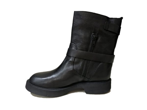 Latika LTK 8013 in pelle nero